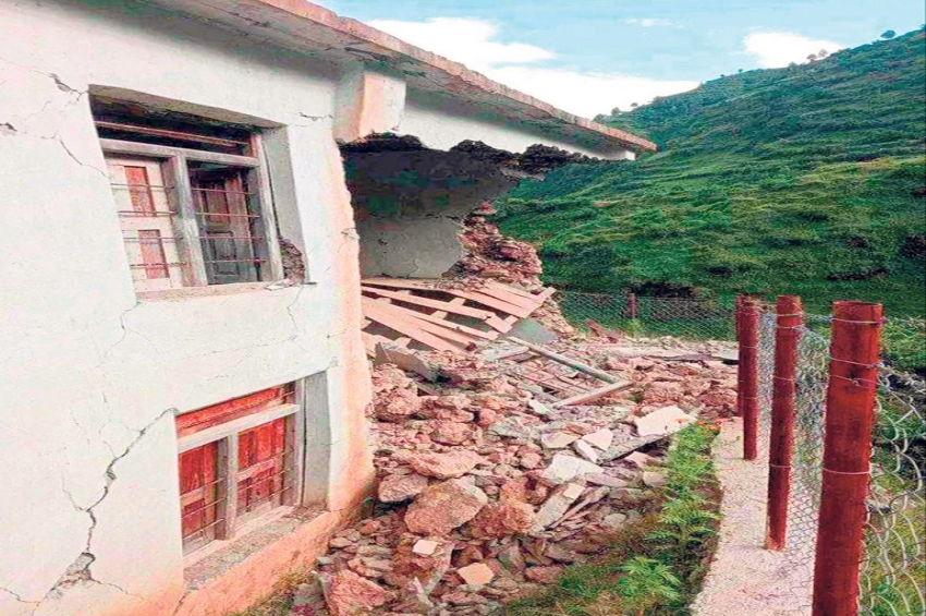 ਭੂਚਾਲ ਦੇ ਝਟਕਿਆਂ ਨਾਲ ਕੰਬੇ ਉੱਤਰੀ ਭਾਰਤ ਅਤੇ ਨੇਪਾਲ