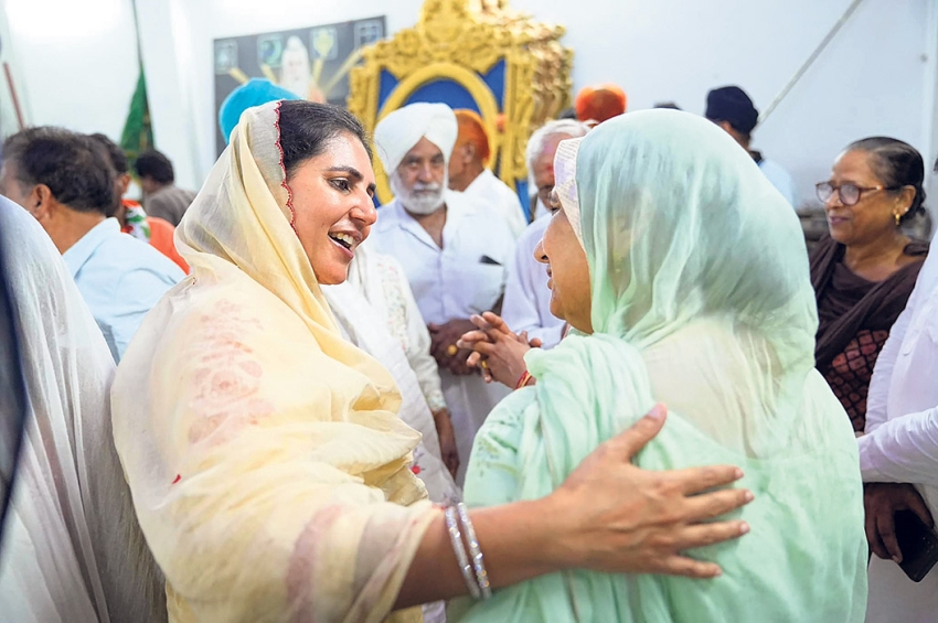 ਸਿਆਸੀ ਆਗੂਆਂ ਦੀਆਂ ਪਤਨੀਆਂ ਚੋਣ ਪ੍ਰਚਾਰ &rsquo;ਚ ਡਟੀਆਂ