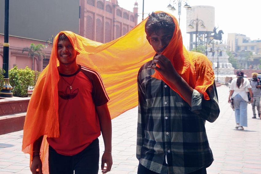 ਗਰਮੀ ਤੇ ਹੁੰਮਸ ਤੋਂ ਫਿਲਹਾਲ ਕੋਈ ਰਾਹਤ ਨਹੀਂ