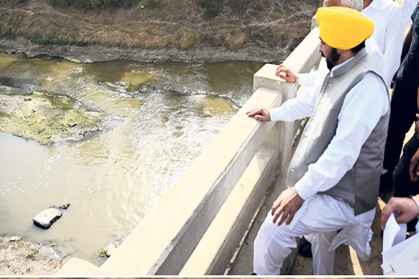 ਮੁੱਖ ਮੰਤਰੀ ਭਗਵੰਤ ਮਾਨ ਵੱਲੋਂ ਘੱਗਰ ਦਰਿਆ ਦਾ ਦੌਰਾ