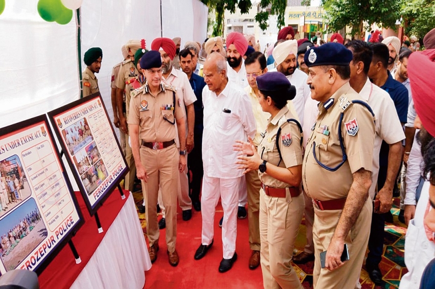 ਨਸ਼ਿਆਂ ਦੇ ਖਾਤਮੇ ਲਈ ਔਰਤਾਂ ਕ੍ਰਾਂਤੀਕਾਰੀ ਭੂਮਿਕਾ ਨਿਭਾਉਣ: ਪੁਰੋਹਿਤ