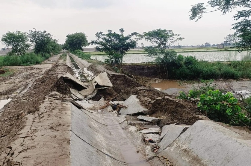 Punjab News: ਰੇਤ ਵਾਂਗ ਰਿੜ੍ਹ ਗਿਆ ਨਹਿਰੀ ਵਿਭਾਗ ਦਾ ਰੇੜ੍ਹਵਾਂ ਮਾਈਨਰ