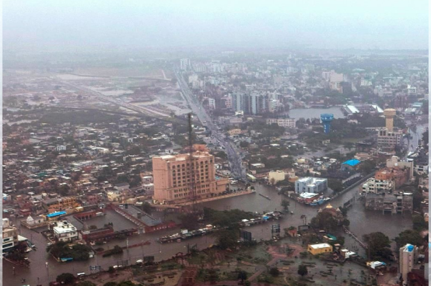 ਗੁਜਰਾਤ: ਤਿੰਨ ਮੰਜ਼ਿਲਾ ਇਮਾਰਤ ਢਹਿਣ ਕਾਰਨ 3 ਦੀ ਮੌਤ