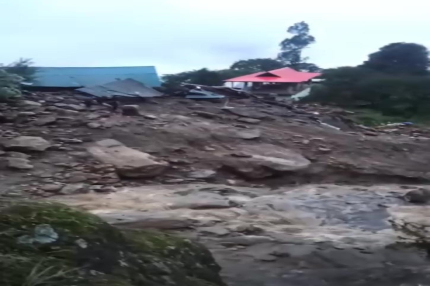 ਸ਼ਿਮਲਾ ਦੇ ਰਾਮਪੁਰ &rsquo;ਚ ਬੱਦਲ ਫਟਣ ਕਾਰਨ ਸਕੂਲ, ਘਰ ਤੇ ਭੇਡ-ਬੱਕਰੀਆਂ ਰੁੜੀਆਂ