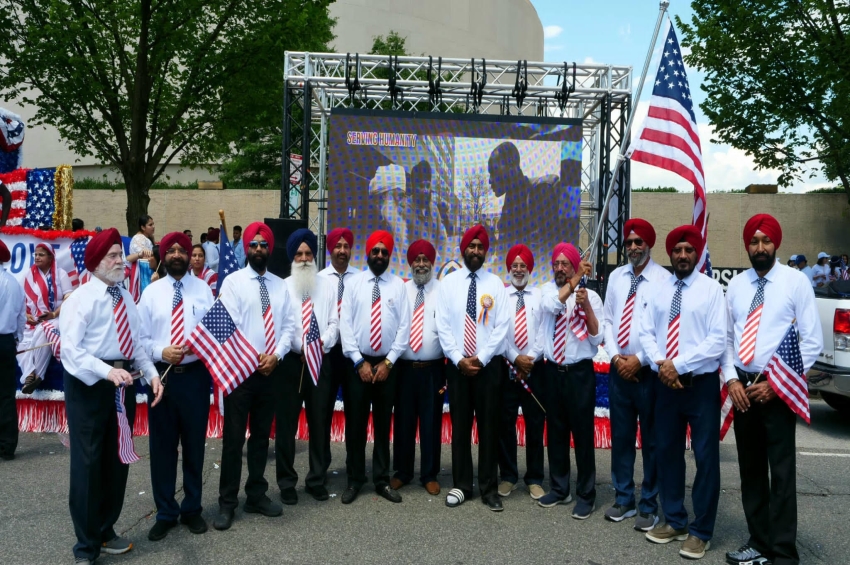 ਅਮਰੀਕਾ ਦੀ &lsquo;ਰਾਸ਼ਟਰੀ ਅਜ਼ਾਦੀ ਪਰੇਡ&rsquo; &rsquo;ਚ ਸ਼ਾਮਿਲ ਸਿੱਖਸ ਆਫ ਅਮੈਰਿਕਾ ਦੇ &lsquo;ਸਿੱਖ ਫਲੋਟ&rsquo; ਨੇ ਲੱਖਾਂ ਲੋਕਾਂ ਦਾ ਜਿੱਤਿਆ ਦਿਲ&nbsp;